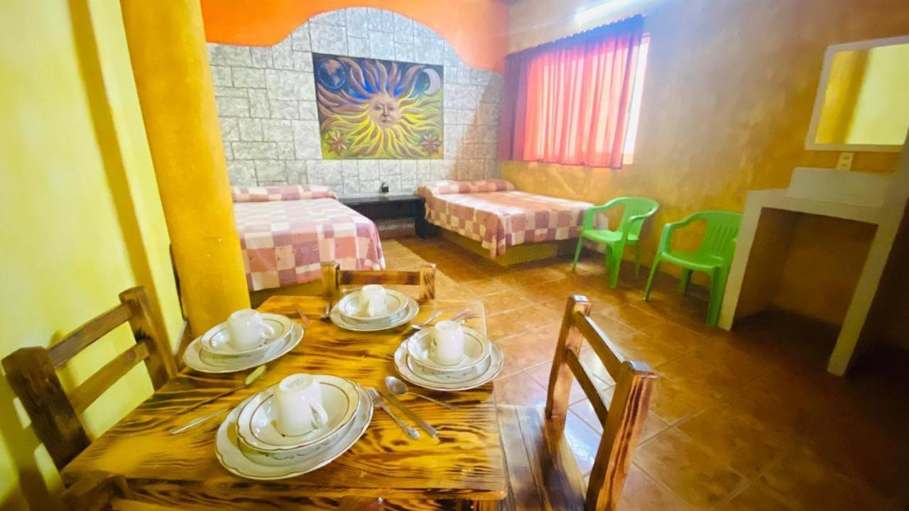 El Rincon De La Riviera Hotel